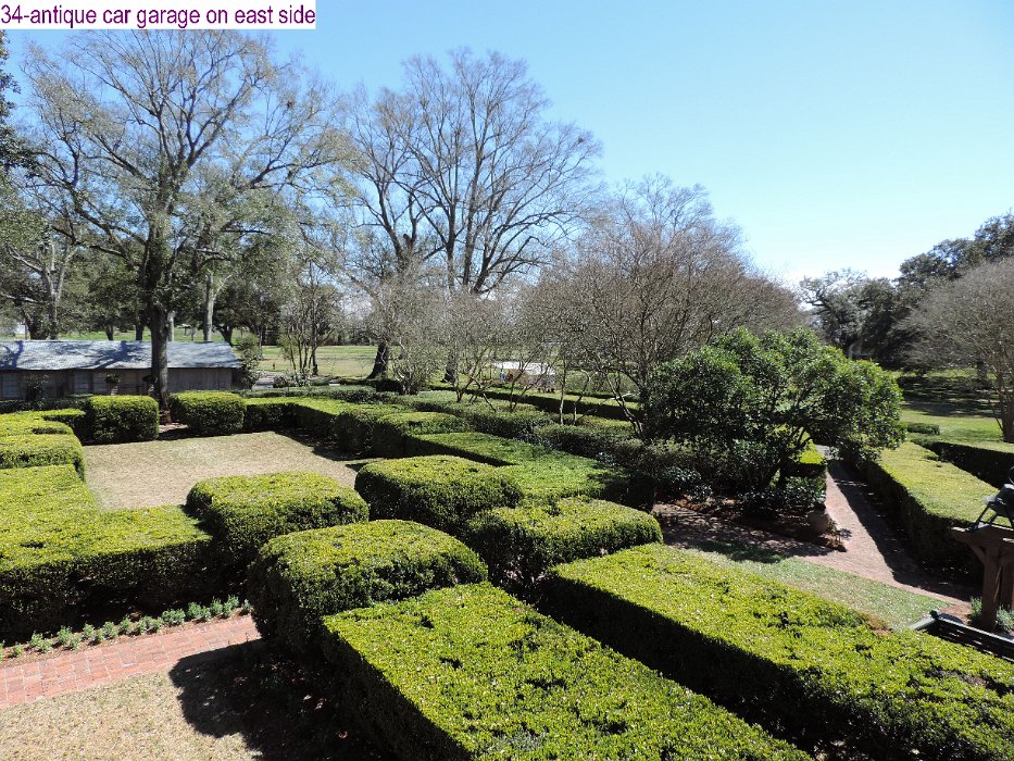 34-antique car garage on east side.jpg